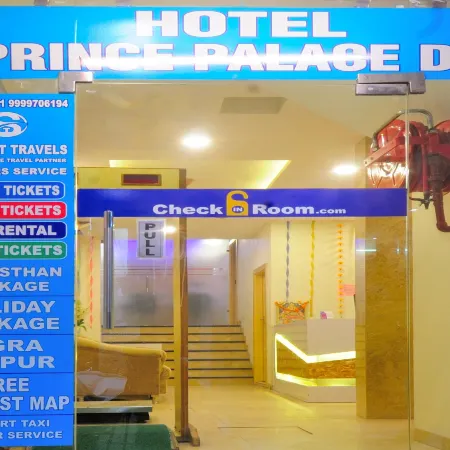 Hotel Prince Palace Deluxe - Paharganj - New Delhi Отели рядом с достопримечательностью «Пахар-Ганж»
