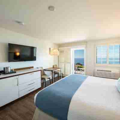 SeaCrest Oceanfront Hotel Rooms