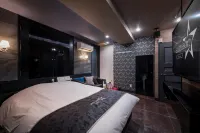 Hotel Star Resort Hers (Adult Only) Hoteles cerca de Joshibi University of Art and Design