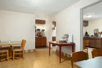 Days Inn by Wyndham Brunswick/St. Simons Area