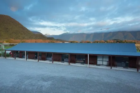 Haast River Motels & Holiday Park