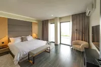 Agora Apartments