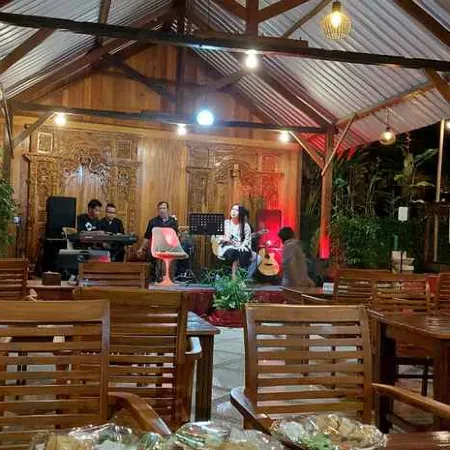 Arayanna Hotel & Resort