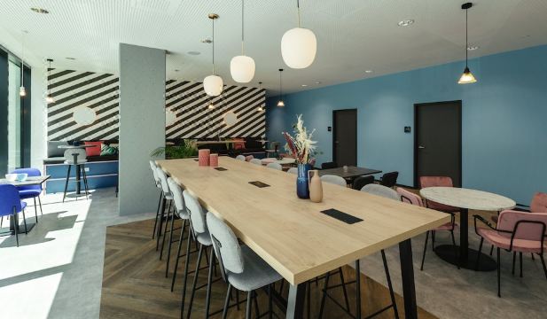 홀리데이 인 더 뉴 벨트 에슈본