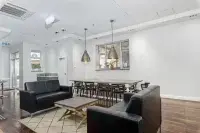 Studios on King - 2-Star