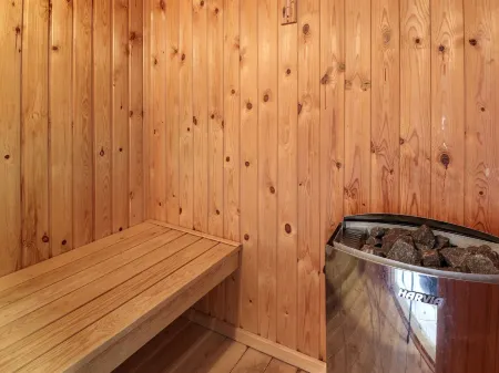 "Eldmar" - 500m from the Sea Отели в г. Albaek