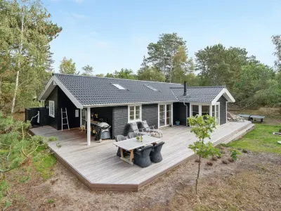 "Grethe" - 750m from the Sea