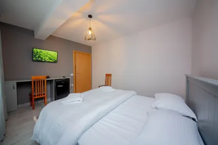 Aerial Hotel & Spa