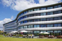 Aviator Hotels near Farnborough Gate Retail Park