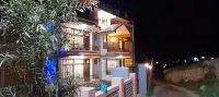 Hotel Blue Pine