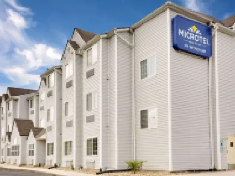 Microtel Inn & Suites by Wyndham Thomasville/High Point/Lexi Hotels in Davidson County