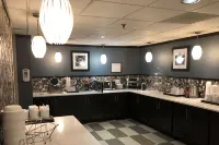 Wingate by Wyndham Baltimore BWI Airport - breakfast