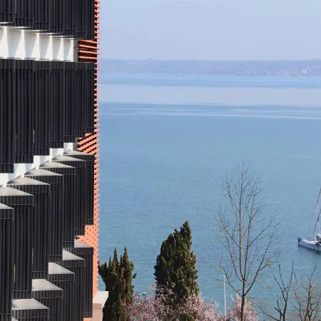 Lake Geneva Hotel