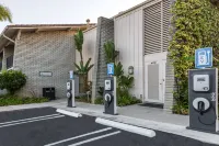Ramada by Wyndham Santa Barbara - Parkering