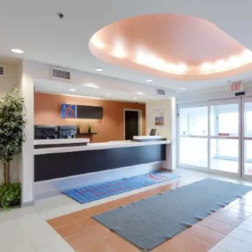 Motel 6 Brandon, MB