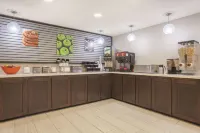 Baymont by Wyndham Moss Point/Pascagoula - breakfast