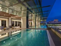 VE Hotel & Residence