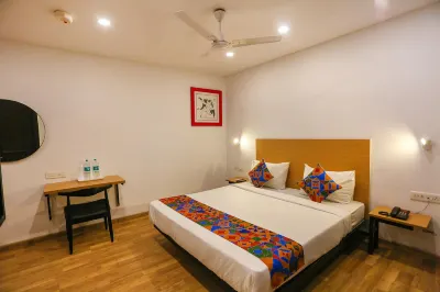 FabHotel Moro Paschim Vihar Hotels near Community Center Tikri Kalan
