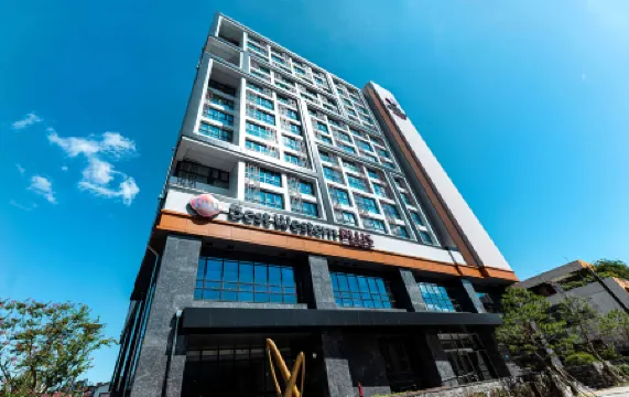 Best Western PLUS Jeonju Hotel Отели рядом с достопримечательностью «Пхуннаммун в Чонджу»