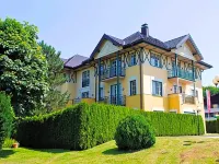 Hotel Hubertushof Hotels near Wasserspiele Hellbrunn