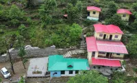 Rumkh Kedar Resort Các khách sạn gần Triyuginarayan Temple