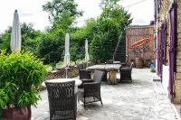 Les Volets Violets Hotels in Mios