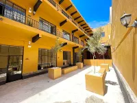 Colmena Hotel Cdmx Centro Hotels near Historic center of Mexico City