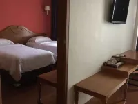 Nina Hotel Syariah Hotels in Sidorejo
