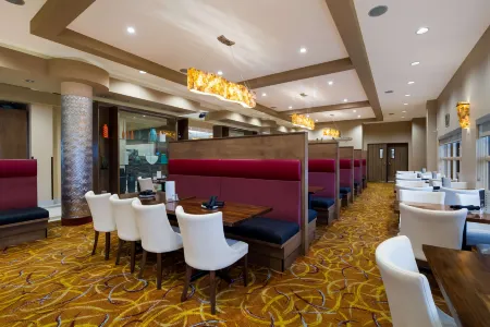 Hotel 11, Mod A Sonesta Collection Отели рядом с Аэропорт Калгари