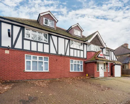 Flexistay Aparthotel Sutton Hotels in Sutton