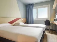 Ibis Budget Paris Aubervilliers Hotels in La Courneuve