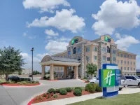 Holiday Inn Express & Suites San Antonio - Brooks City Base Các khách sạn ở San Antonio
