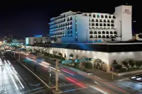 HS Hotsson Hotel Leon Hoteles cerca de Lomalvernia Lugar de Oración y Encuentro