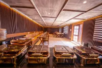Hotel Firdous by Solaire - Kitchens