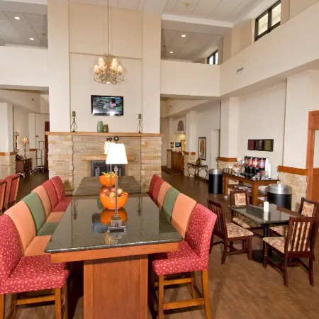 Hampton Inn & Suites Springfield