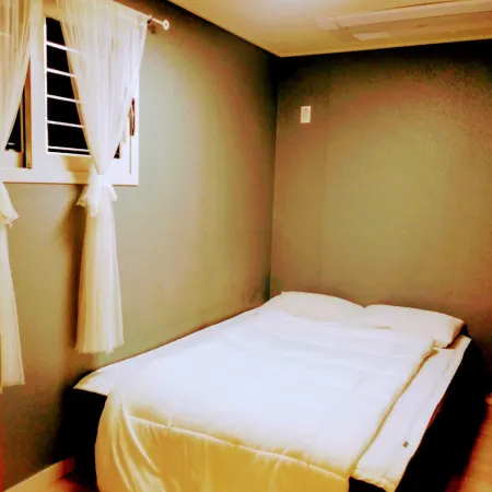 Yangsan Music and Beer Guesthouse