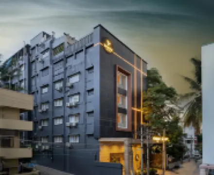 Lazdana Hotel Bangalore فنادق في 