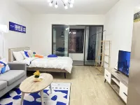 Xiaohuang's Oh Homestay (Emeishan Road)