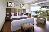 マナス リゾート ウィズ ペッティング ズー