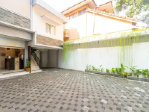 Cendhani Raras Residence