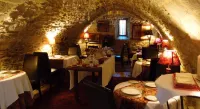 Hotel le Saint Laurent Hotels in Tavel