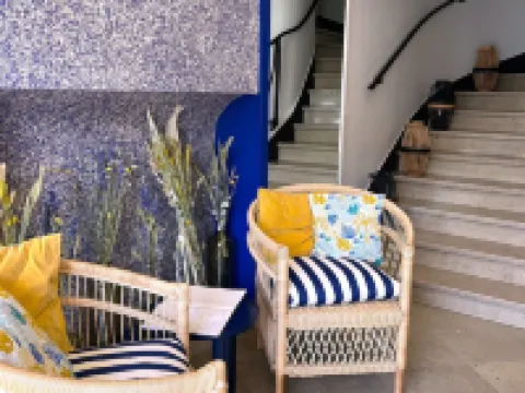 Tour de Nesle la Rochelle Vieux Port Hotels in La Rochelle