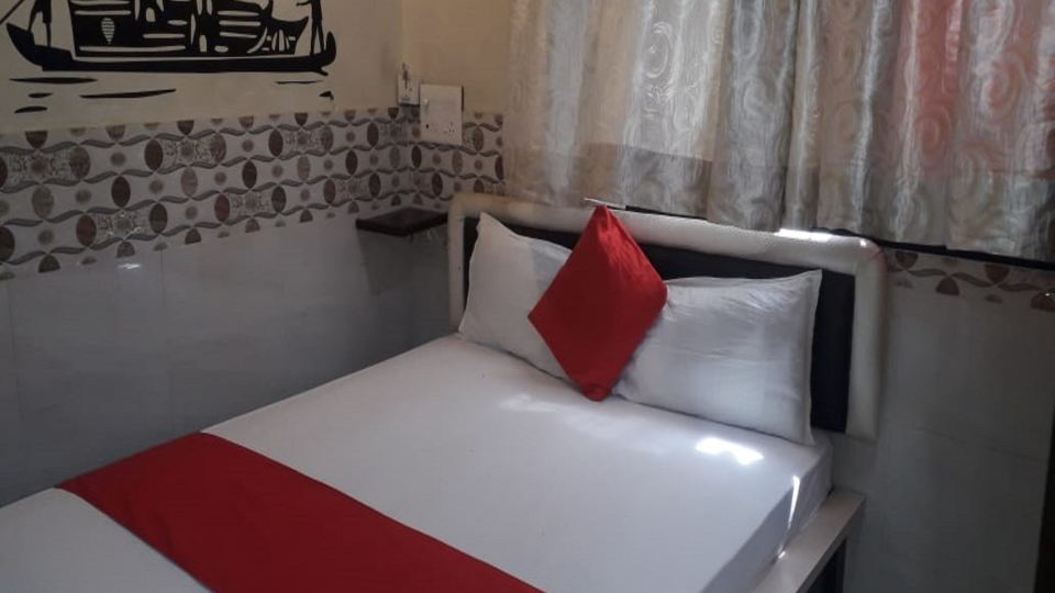 Shreesai Guestline by OYO Rooms