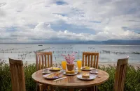 Santen Beach Bungalows Hotel in zona Giri Putri Cave