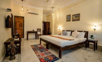 Tripli Hotels Shiv Villas