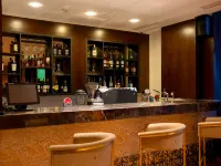 Ramada Hotel & Suites by Wyndham Erbil 32 Park - Quầy bar