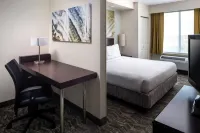 SpringHill Suites Bakersfield Hotels near Garden Center at The Home Depot