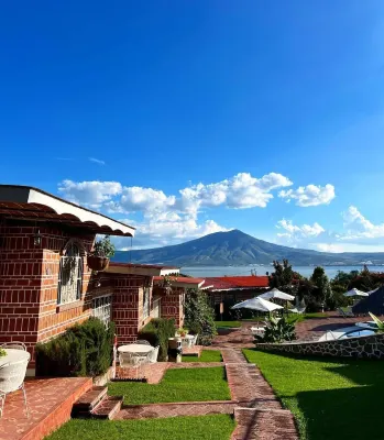 Mama Chuy Hotel & Villas Hotels in San Juan Cosalá