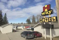 Hi-Way Motel Hoteles en Portage la Prairie