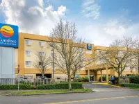 Comfort Inn & Suites Seattle North Hotels near Northgate Mall